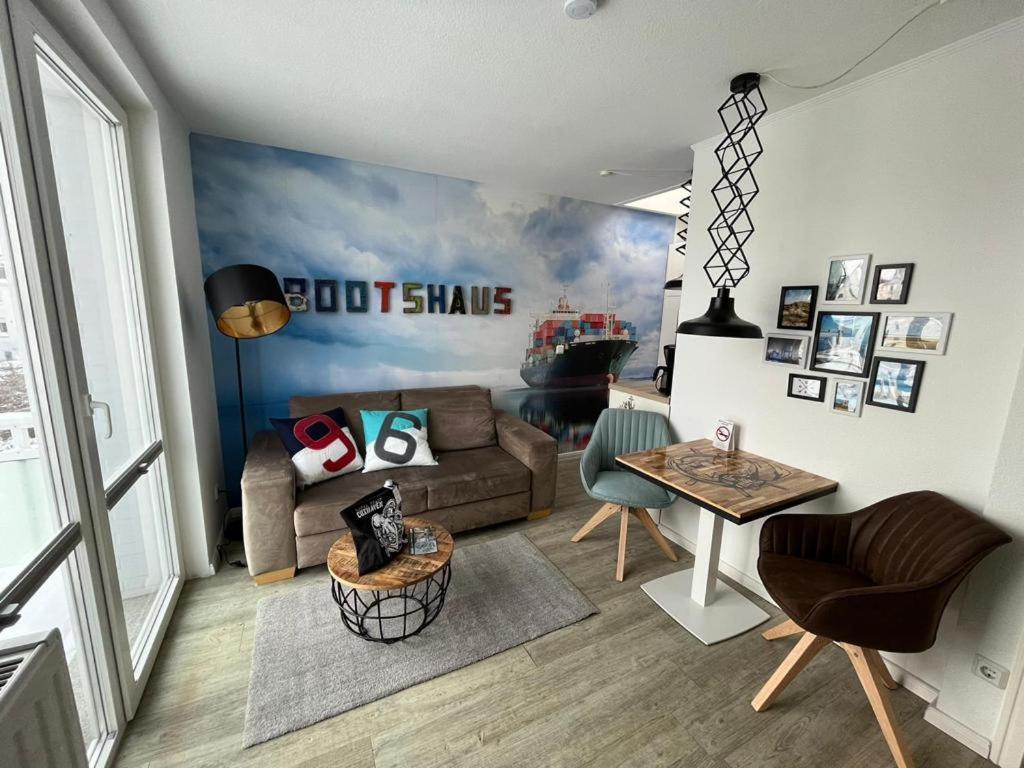 Bootshaus Appartements Cuxhaven Exterior photo