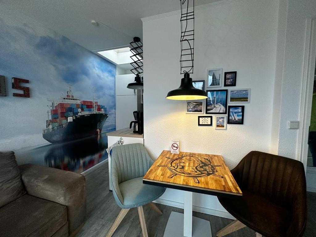Bootshaus Appartements Cuxhaven Exterior photo